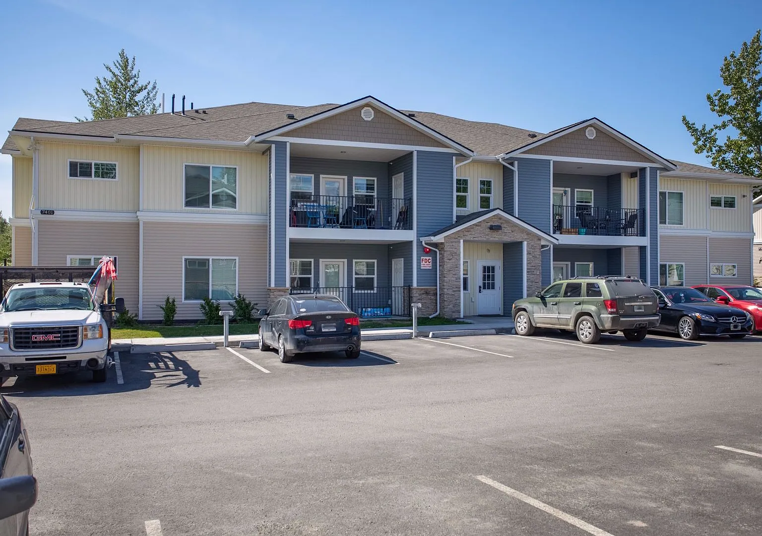 Bella Terra — Photo 1