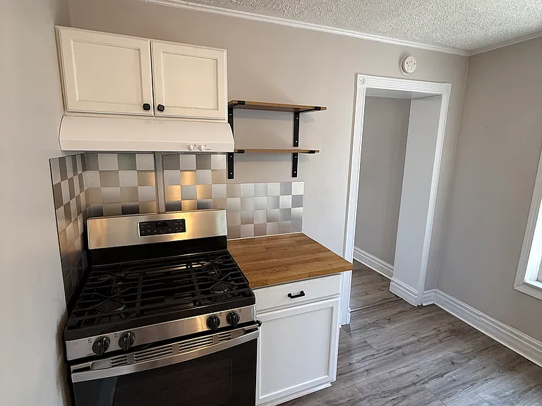 2023 Greenup St #2 — Photo 17