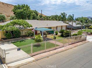 2310 Loveland Dr, Riverside, CA 92509