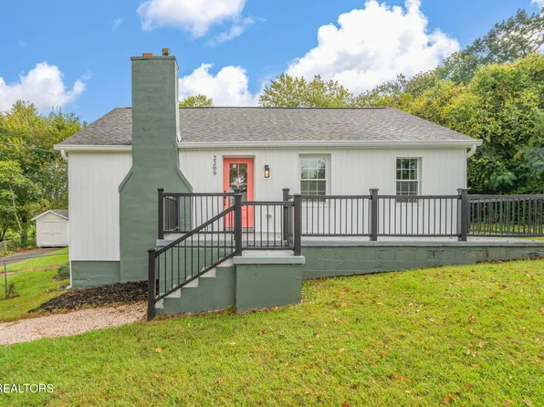 2209 Sanderson Rd, Knoxville, TN 37921