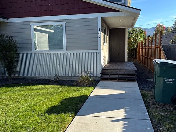 3rd image of 105 & 107 W 10th Ave #A99665cb8