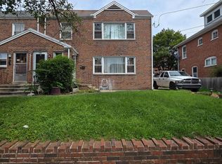 20 E 17th St, Chester, PA 19013