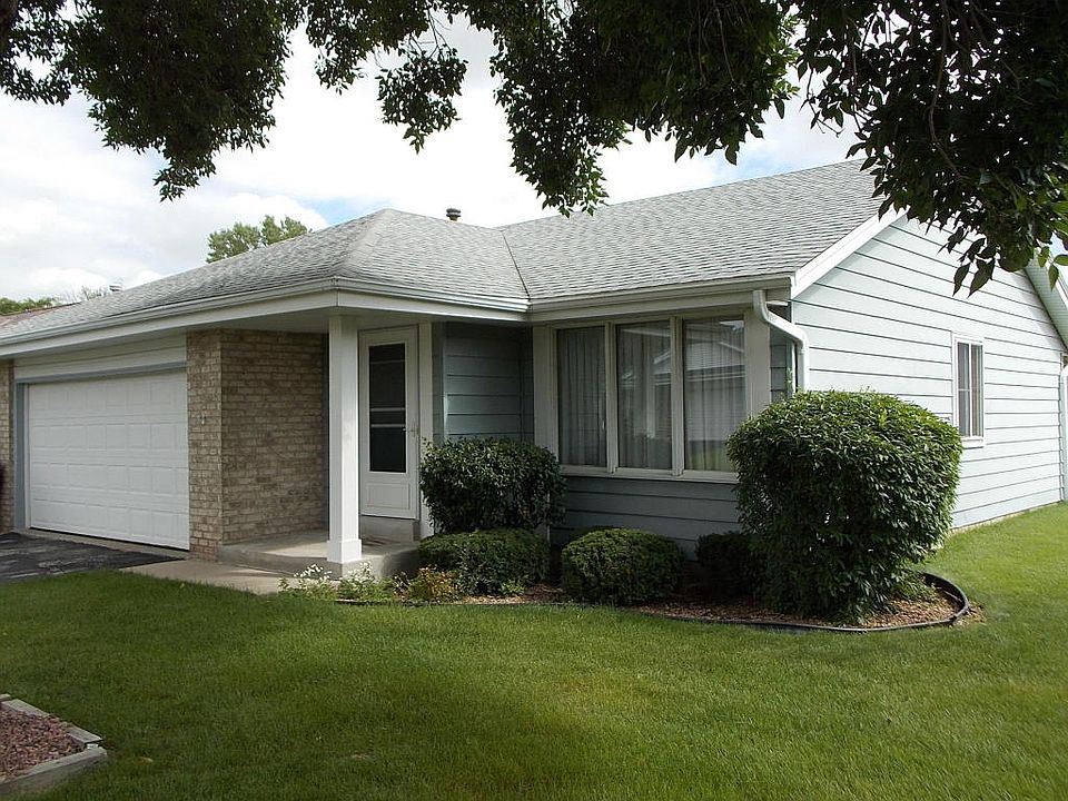 1st image of 8134 N 97th Ct #8134