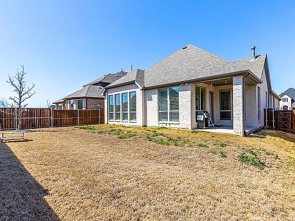 2nd image of 1661 Star Creek Dr