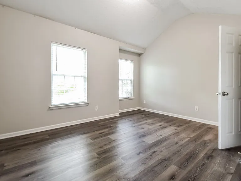 3038 Summer Breeze Dr — Photo 14