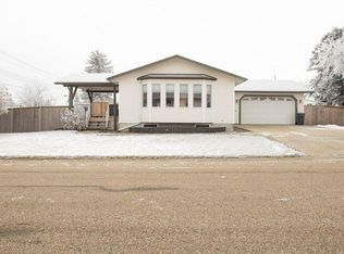 4707 50th St, Clyde, AB T0G0P0