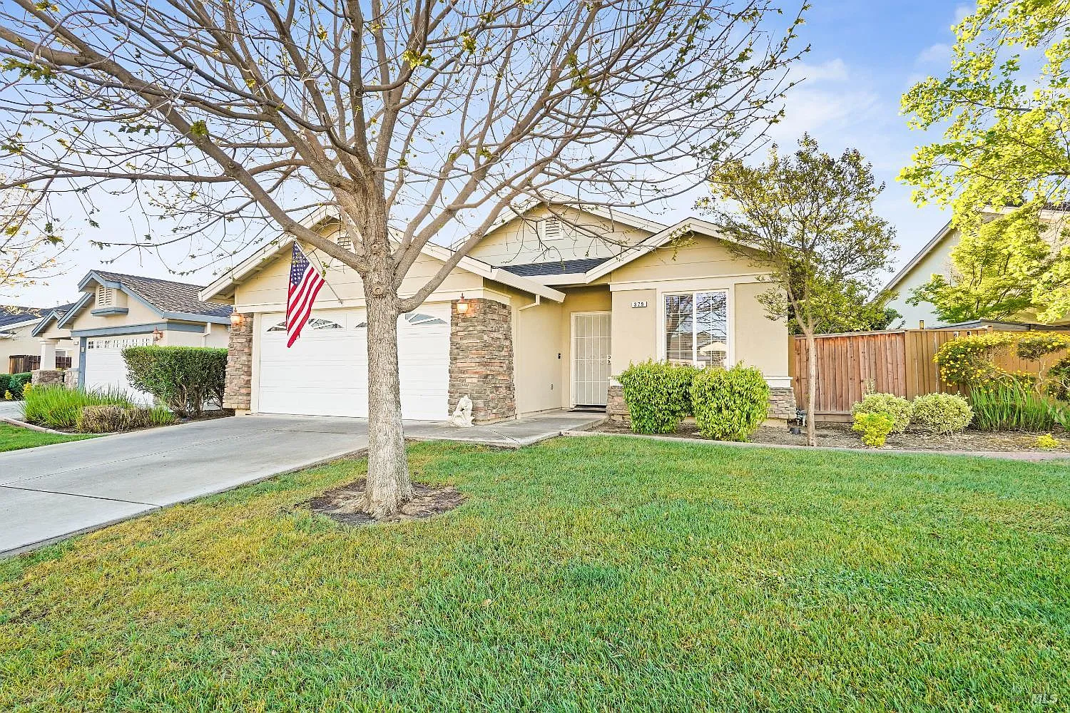 379 Grand Canyon Drive photo 1