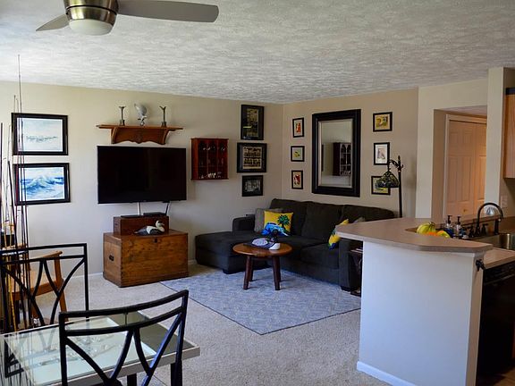 5th image of 13766 SW Bayshore Dr #108