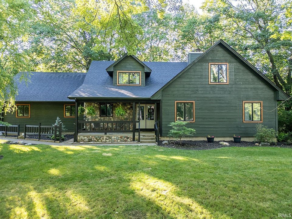 1st image of 1301 King Arthur Dr