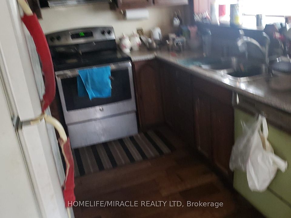 2nd image of 7496 Redstone Rd