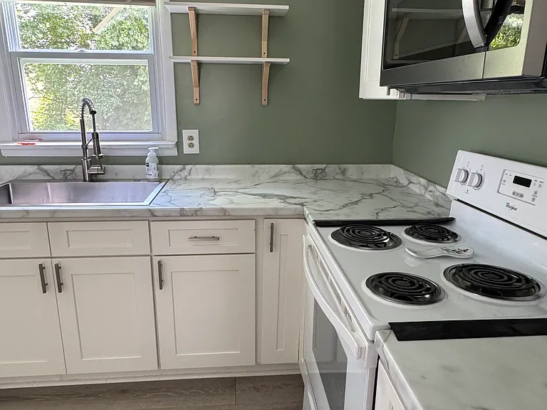 1712 Lenland Ave — Photo 7