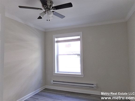 4th image of 837 W Cornelia Ave #X-2n