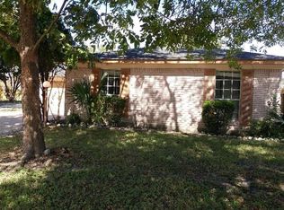 1354 Twin Falls Rd, Houston, TX 77088