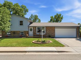 1040 White Elm Dr, Loveland, CO 80538