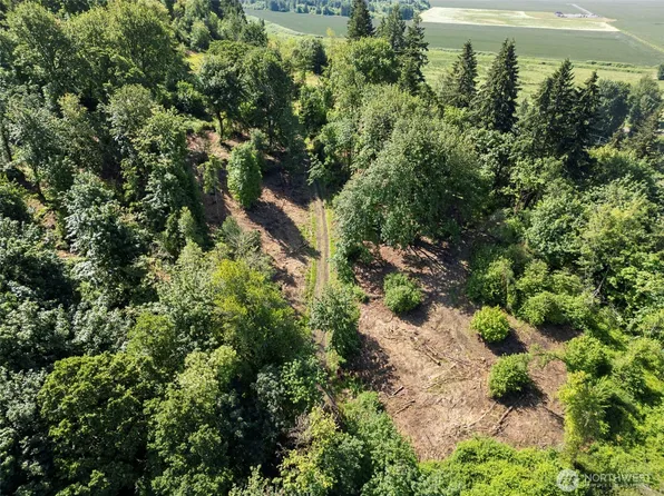 110 N Burke Road, Woodland, WA 98674