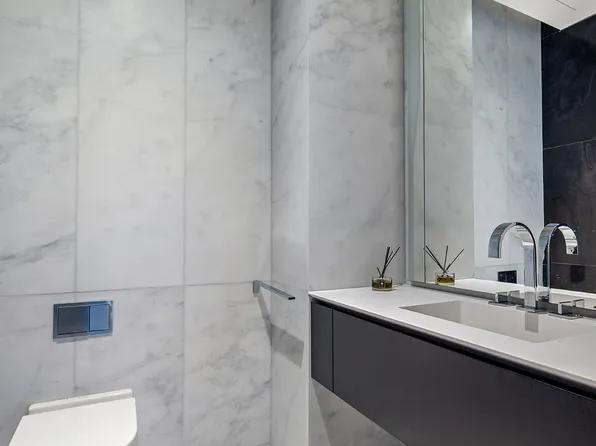 520 West 28th Street image 13 of 13