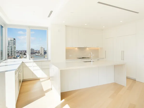 212 West 72nd Street image 4 of 12