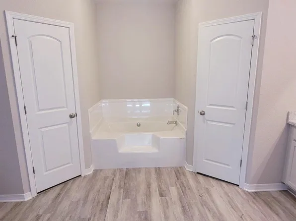 6101 Albray Dr, Gulf Shores, AL 36542