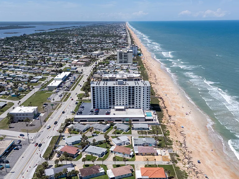 1415 Ocean Shore Blvd #M110 — Photo 24