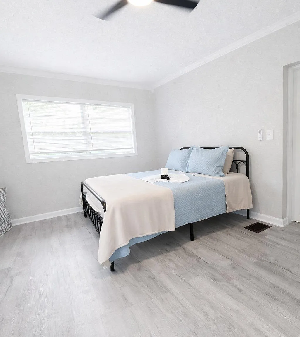 4 bed, 4.0 bath, 1800 sqft, $1,135 — Photo 2