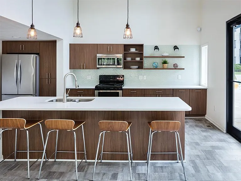 Reserve at Hillcrest — Photo 11