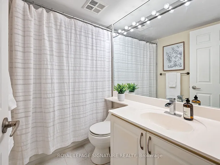 1210 Don Mills Rd #324 — Photo 13