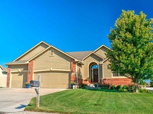 618 Autumn Rdg, Newton, KS 67114