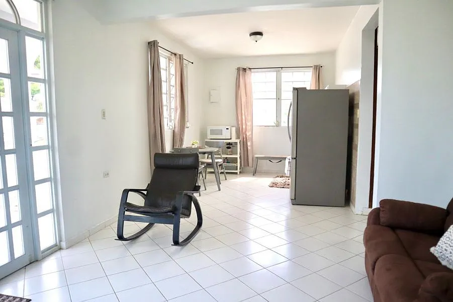 3 bed, 1.0 bath, 1310 sqft, $680 — Photo 4