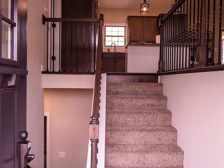 300 Turner Ct — Photo 8