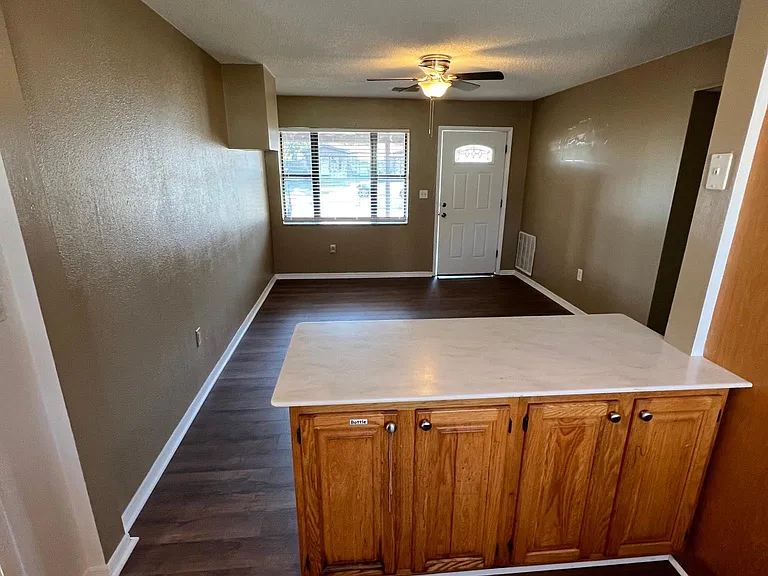 4403 W Price Ave — Photo 4