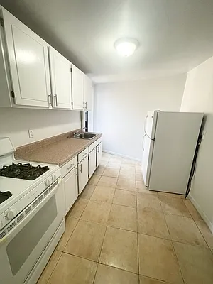 Rented by Carnegie Management Inc | media 23