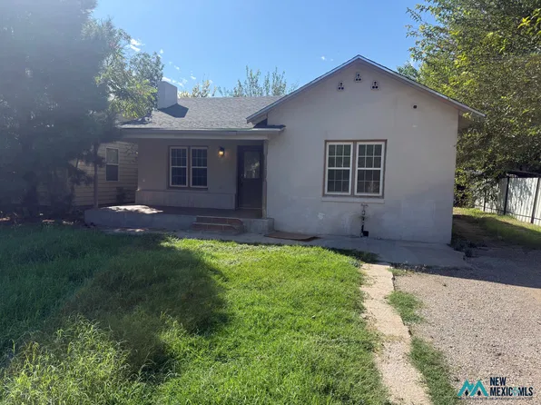309 N Lake St, Carlsbad, NM 88220