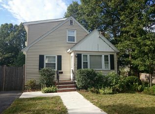 10 Alta Crest Rd, Boston, MA 02132