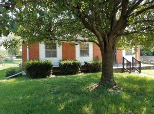 3608 Crosby Dr, Lexington, KY 40517