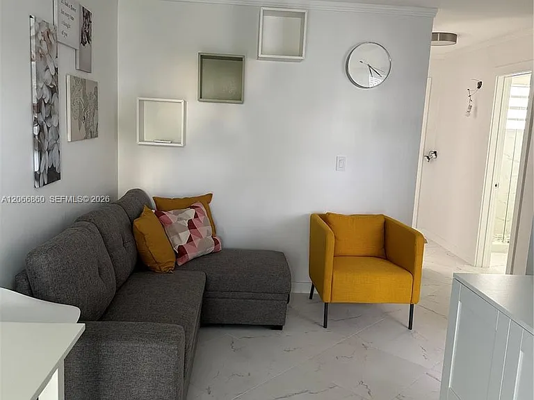 1333 E Hallandale Beach Blvd #423 — Photo 20