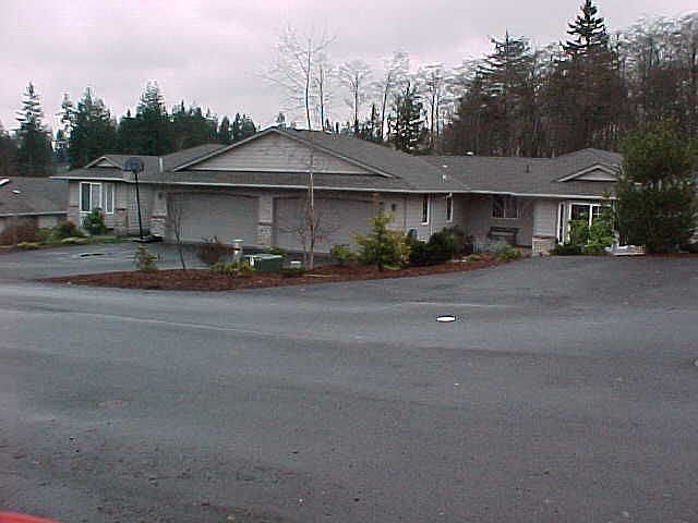Duplex for Rent - Unit A