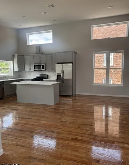 181 S Munn Ave #4 — Photo 10