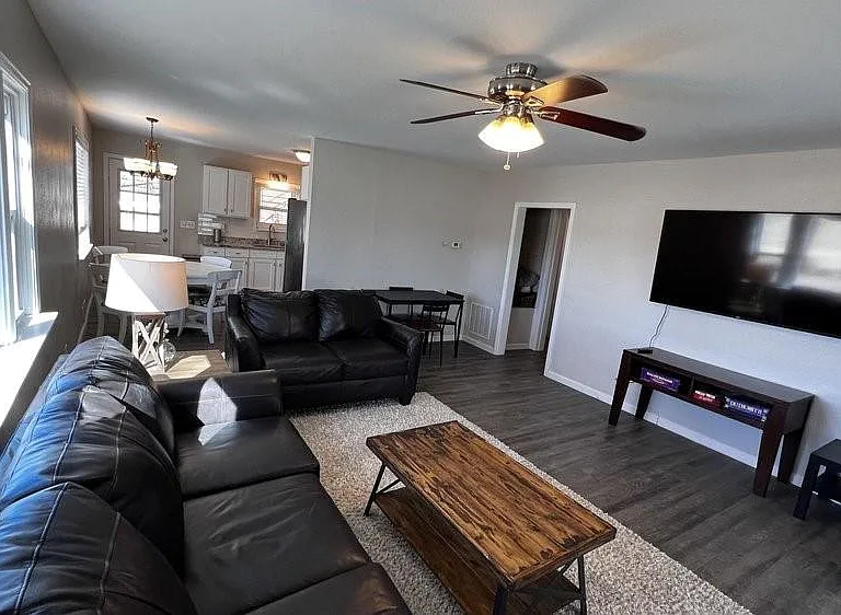 1671 N State Highway 83 #A — Photo 3