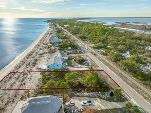 1187 Alligator Dr, Panacea, FL 32346