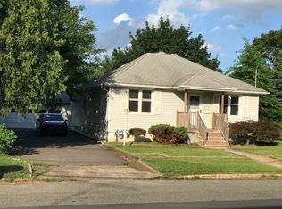 29 Campbell Ave, Edison, NJ 08817