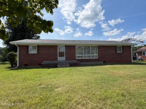 130 Mill Pond Rd, Elizabethton, TN 37643