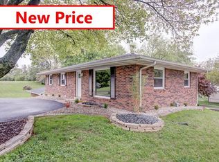 1 Chapel Dr, Collinsville, IL 62234