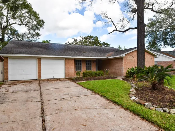 14015 Lantern Ln, Houston, TX 77015