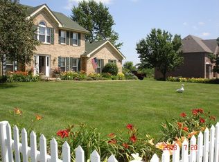 185 Mallard Ln, Bloomingdale, IL 60108