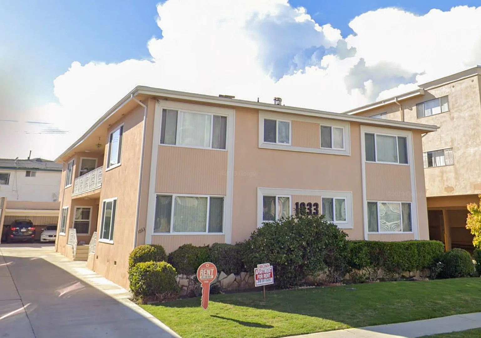 1033 S. Holt Ave. — Photo 1