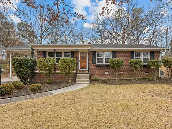 6 Tiffany Dr, Taylors, SC 29687