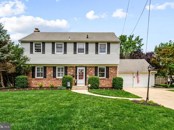1123 Greenbriar Rd, Cherry Hill, NJ 08034