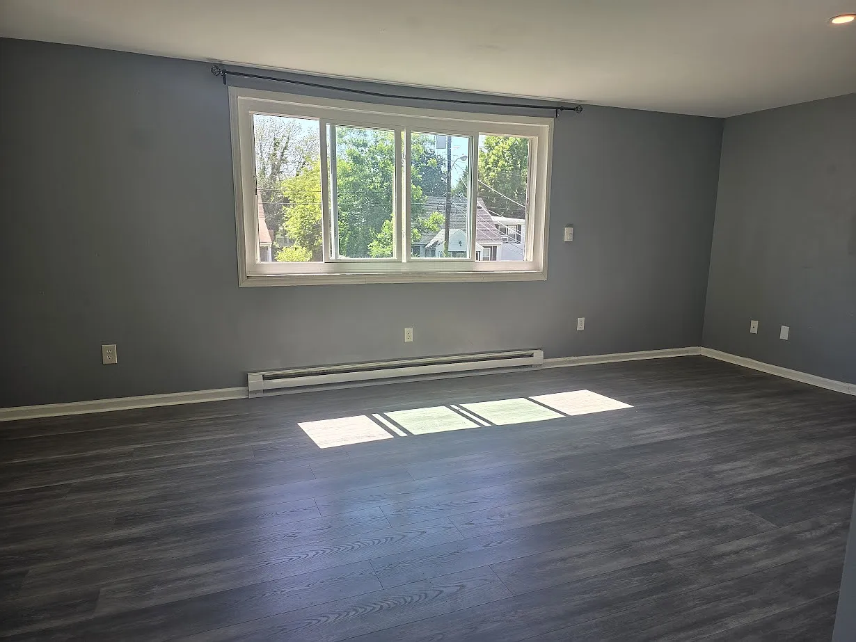 Studio, 750 sqft, $1,195 — Photo 3