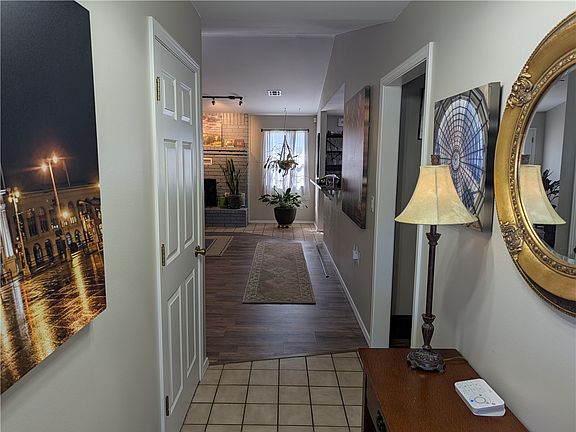 4th image of 21865 Davidson Rd