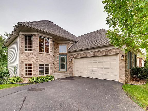 2nd image of 2200 White Pine Ct